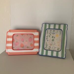 2pc Set of Colorful Decorative Frames 🟩🟦